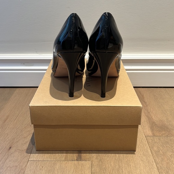 Cole Haan black patent Chelsea pumps - Picture 6 of 8